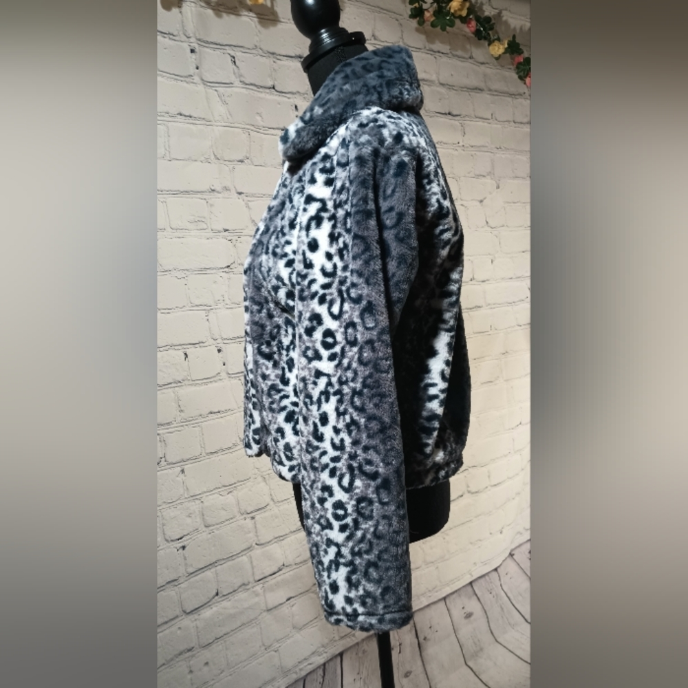 LS LeopardPrint Faux-FurCoat Black - Picture 10 of 16